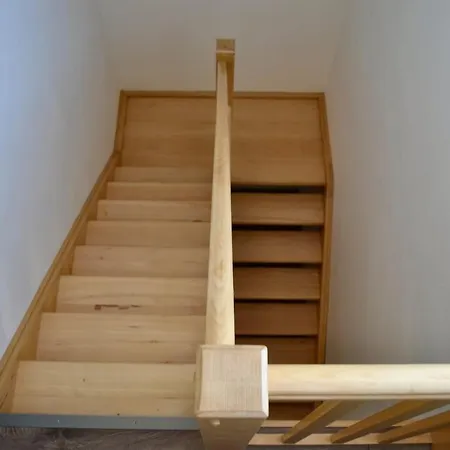 아파트 Newly Renovated House Near Prague Nové Jirny