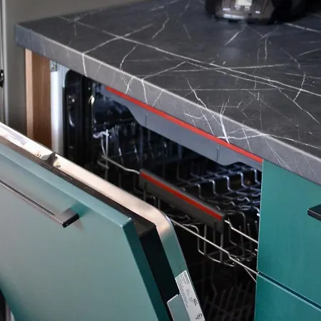 아파트 Newly Renovated House Near Prague Nové Jirny