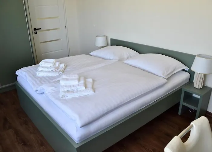 Apartment Newly Renovated House Near Prague